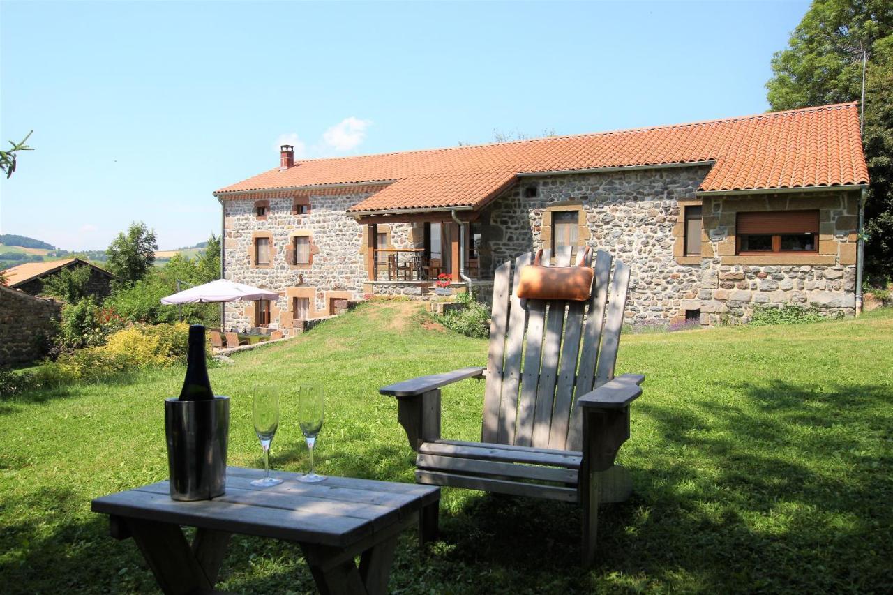 Le Clos Des Pierres Rouges Saint-Privat-dʼAllier Zewnętrze zdjęcie